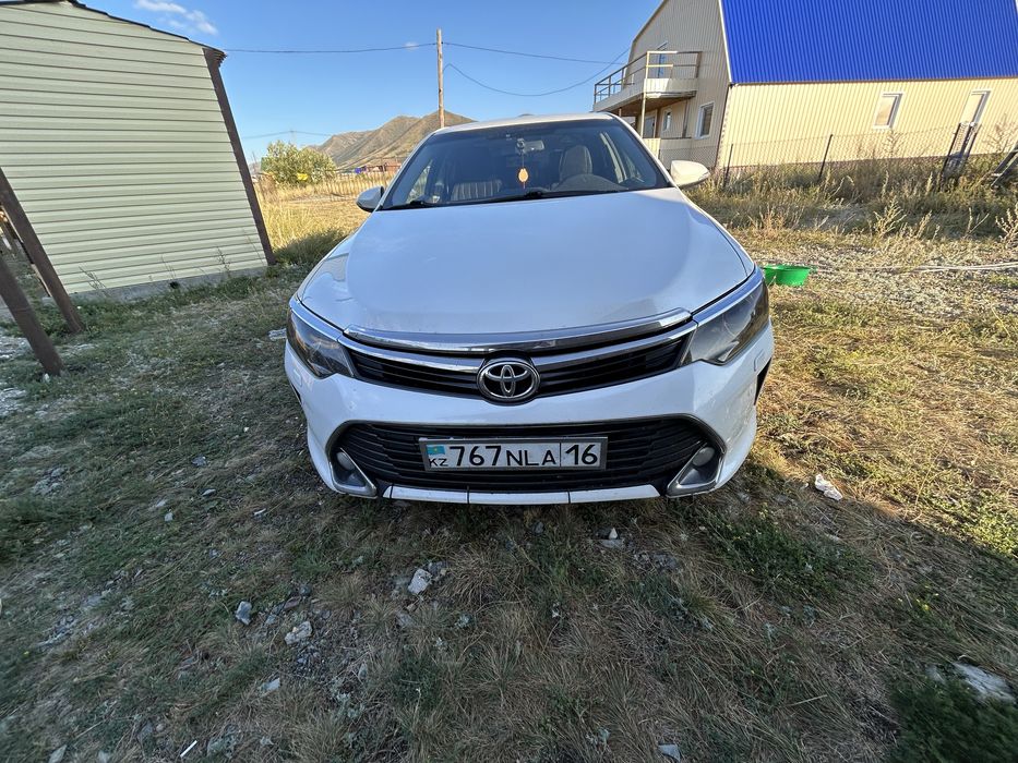 Продам машину камри 55