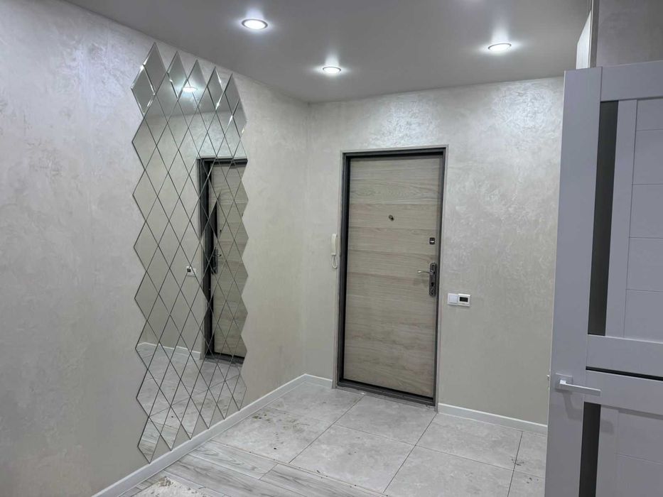 Продам 3-комн. кв. в районе  ДСР