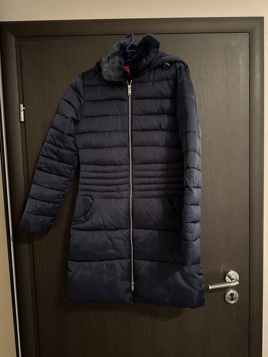 Geaca Guess iarna marime XS