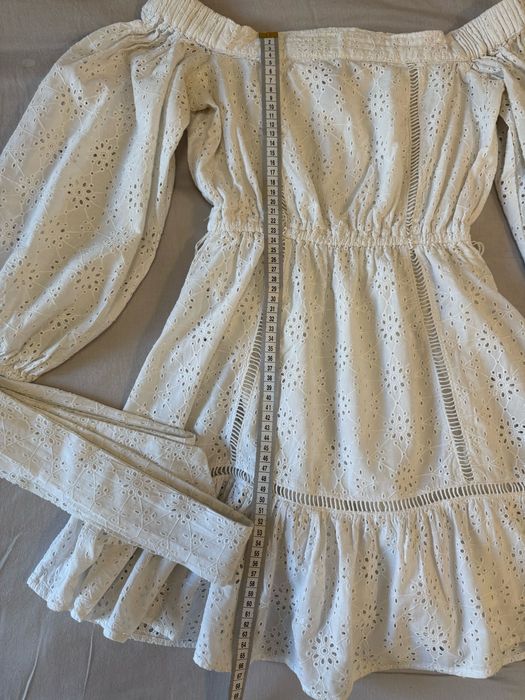 Много красива рокличка Karen Millen