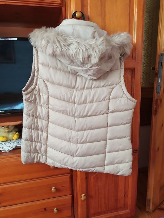 Чисто ново дамско елече