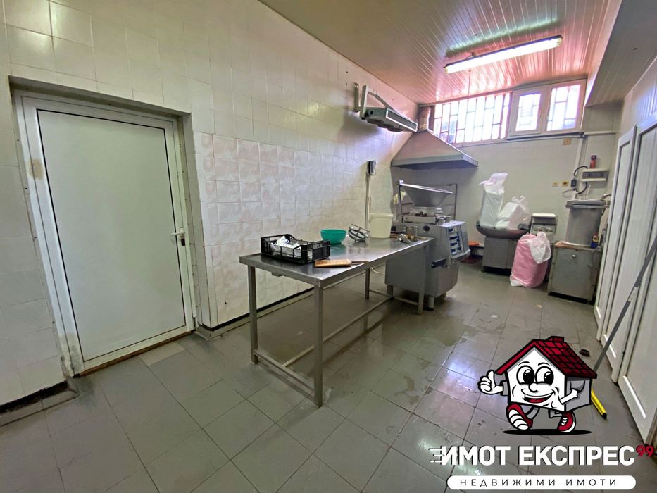 Продава се Промишлена сграда в Асеновград - 302 кв.м за 1656 €/кв.м - Снимка #11