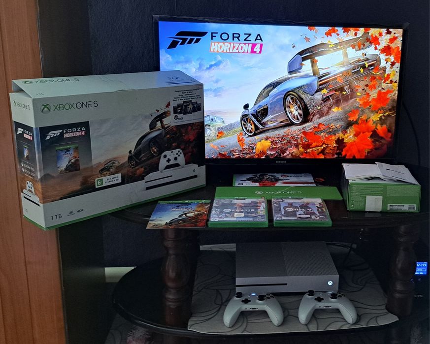 XBOX one S. 1Тб.