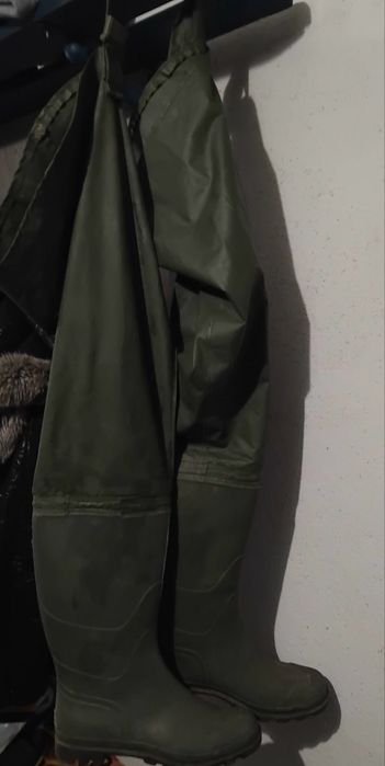 Дълги рибарски ботуши