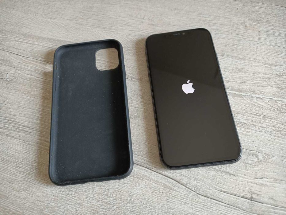 iPhone 11. Память 64 Gb.