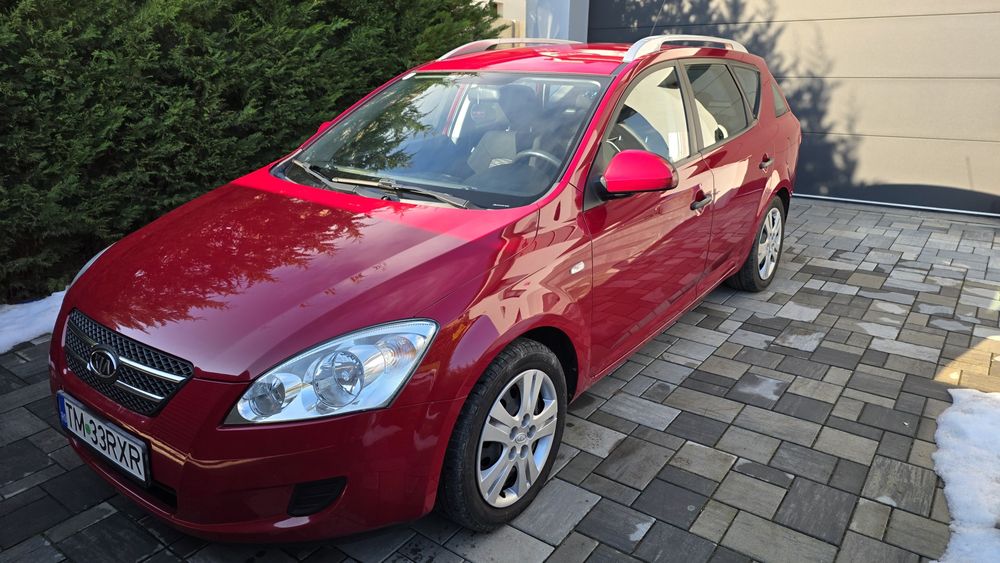 Vand Kia Ceed 1.4 Benzina Inmatriculata Ro