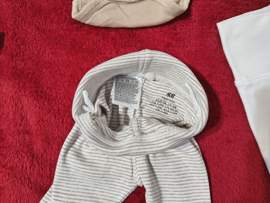 Set body cu pantalon mărime 56