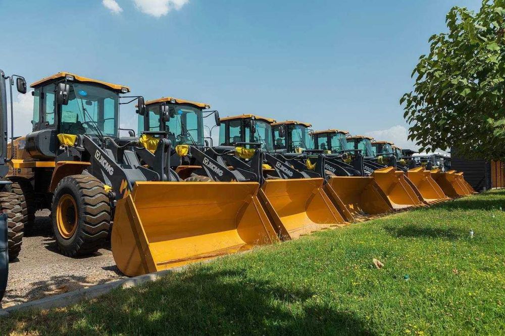 Фронтальный погрузчик XCMG LW330FN 2.1 куб, джойстик в Ташкент