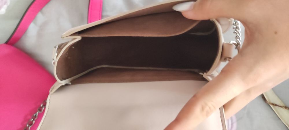 Сумочка розовая miniso