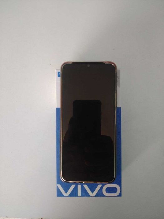 Vivo Y53s 128GB/8+4GB
