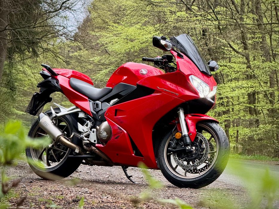 Honda VFR 800F 2019, ABS ,Toba SC Project,Quickshifter ,Topcase