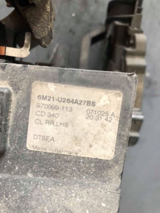 broasca iala stanga spate ford s-max