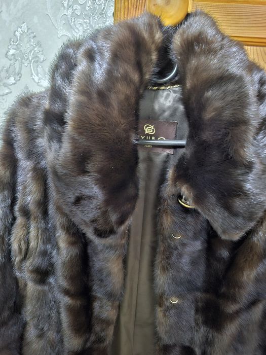 Продам норковую шубку.