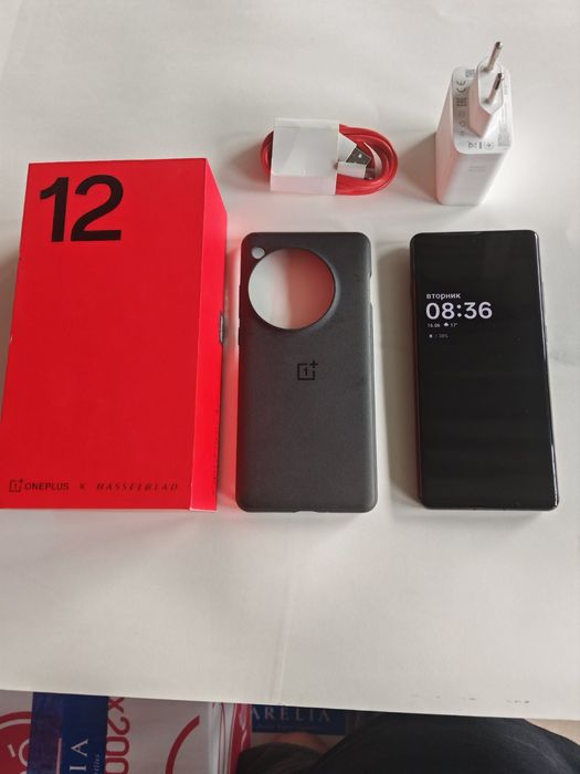 OnePlus 12 12/256GB