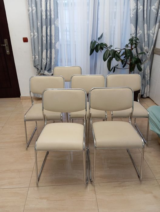 Scaune imitație piele