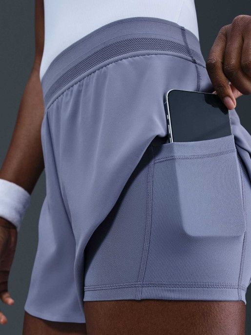 Оригинални къси панталонки с клин Nike