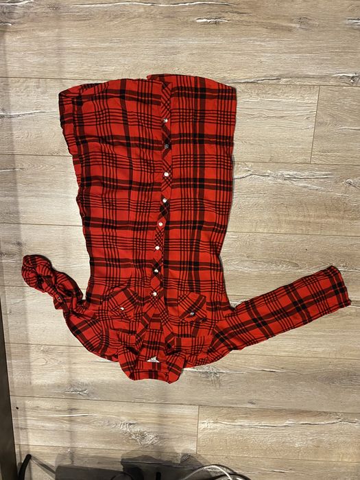 Риза Guess каре дълга