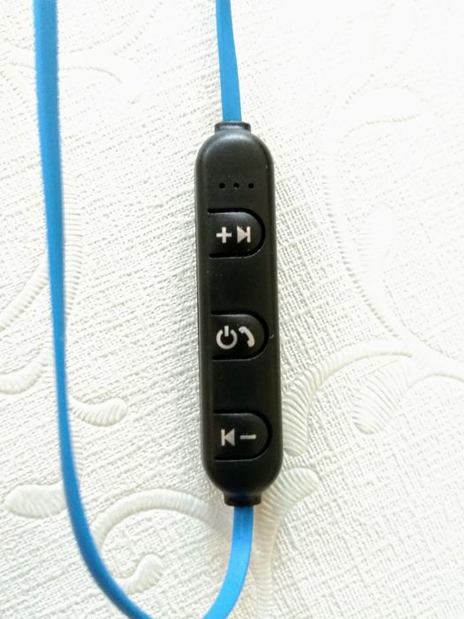 Bluetooth wireless headset / Блутут слушалки