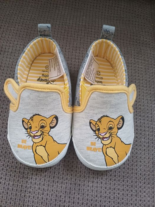 Гащиризон, сандали, пантофи