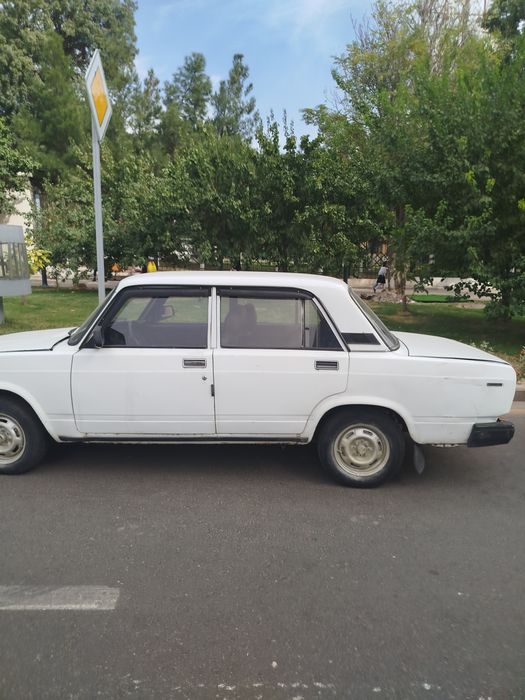 Srochno Vaz  2107