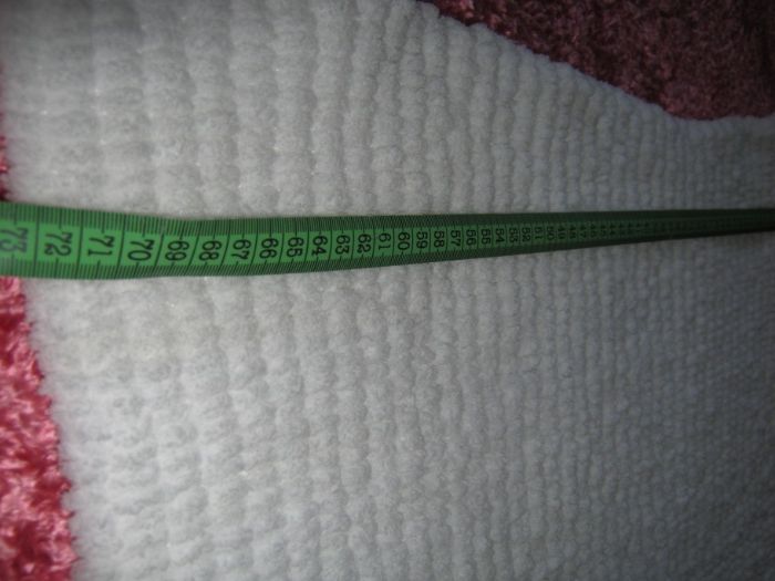 Бебешки комплект - ръчно плетен