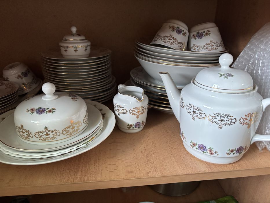 Винтажный фарфоровый сервиз
