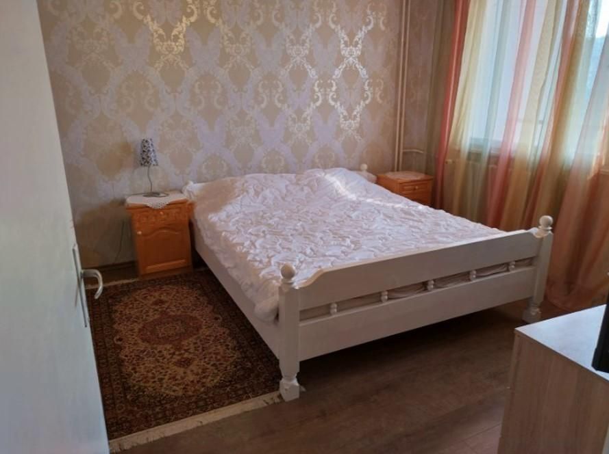 Дава се под наем Двустаен апартамент в София, Център - 70 кв.м за 550 € - Снимка #1