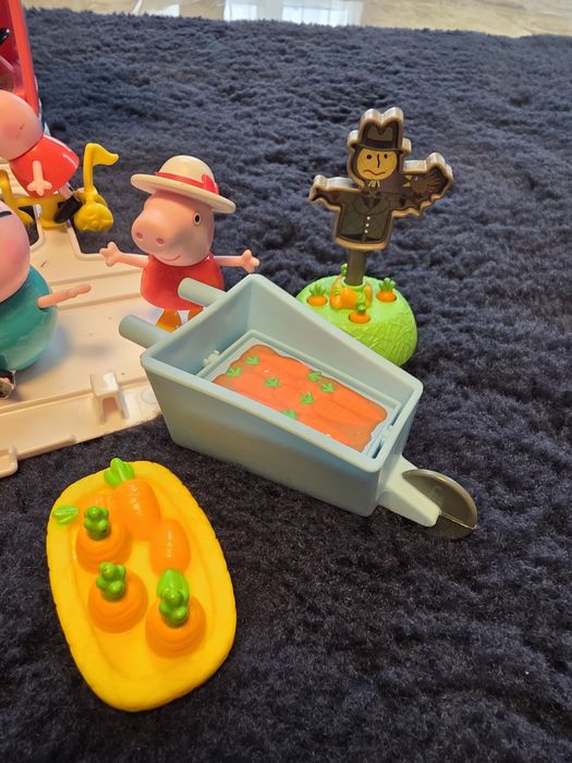 Пепа Пиг и семейство