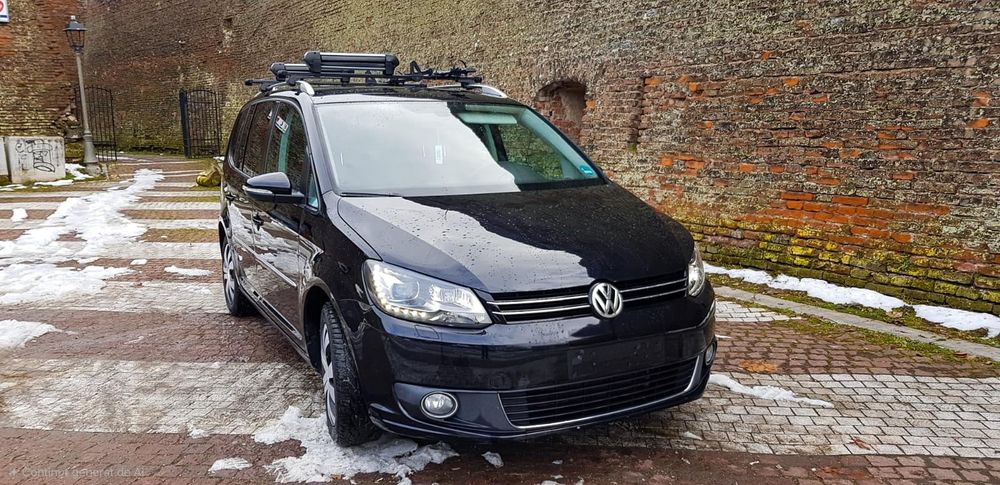 OFERTA.       VW Touran 2011 2.0 tdi 140 cp