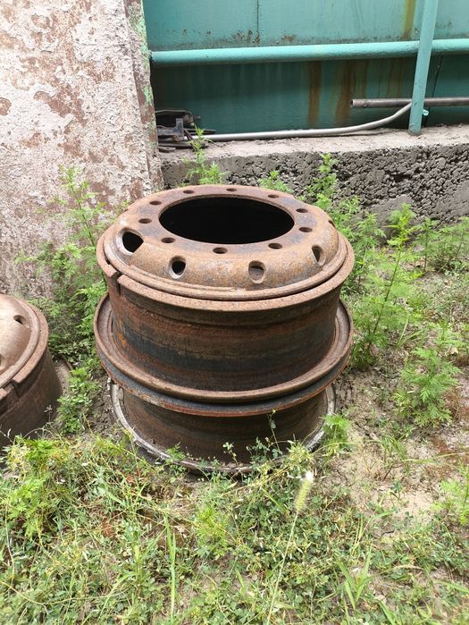 Продам диски от КАМАЗА евро