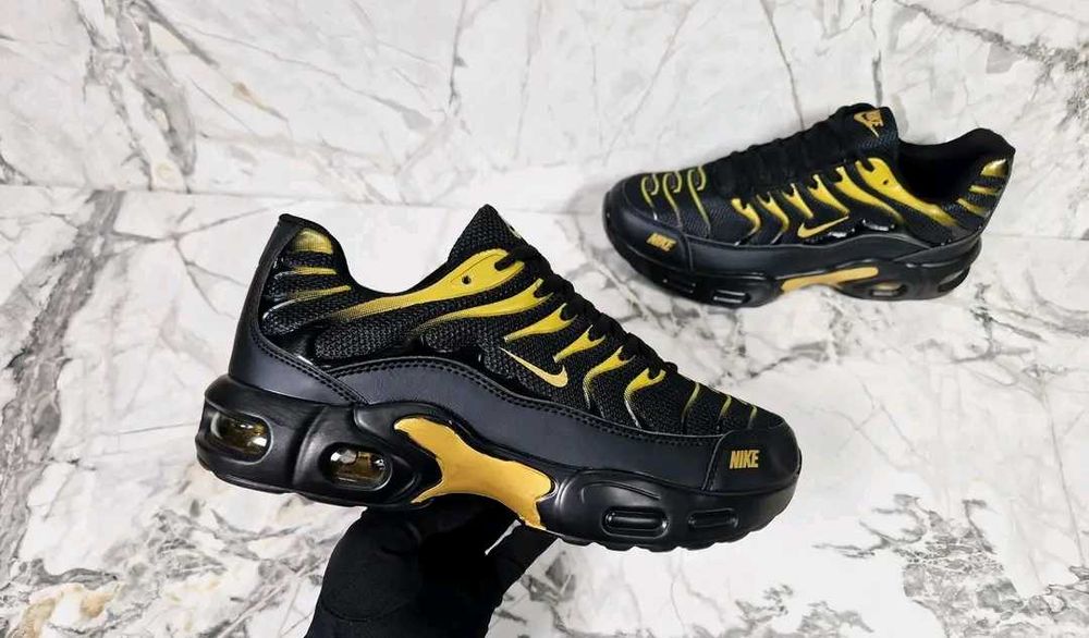 Стилни нови маратонки 37-45 номер с кутия