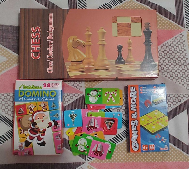 Шах,домино и магнитна мини игра