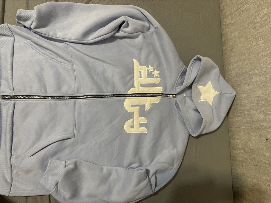 Суитчер Y2K дизайн