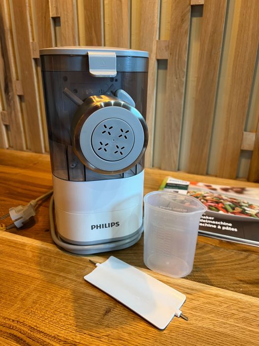 Aparat de facut paste Philips HR2345/19