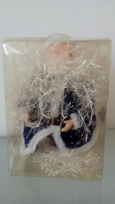 Дед Мороз, подарок на Новый год