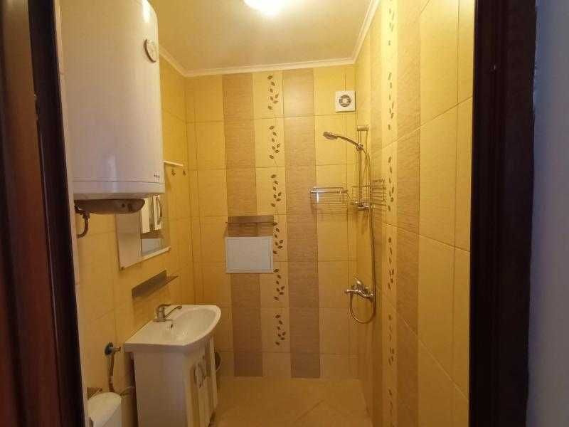 Дава се под наем Тристаен апартамент в Бургас, Лазур - 90 кв.м за 510 € - Снимка #4