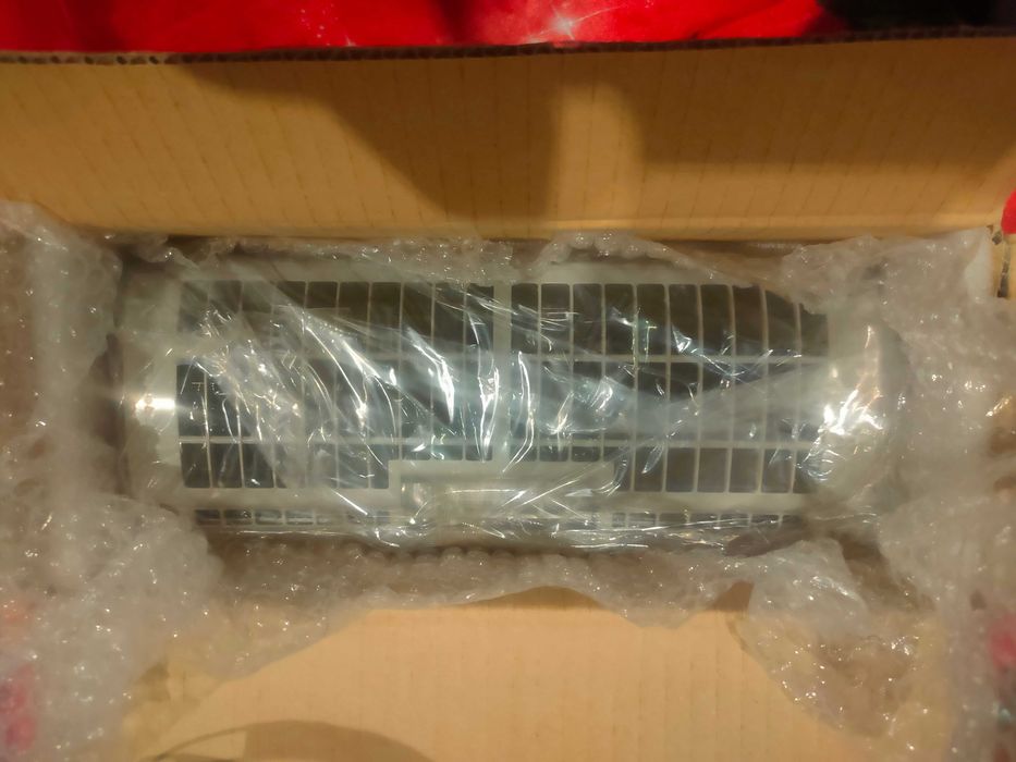 Продавам Toshiba Ras-221 SDR