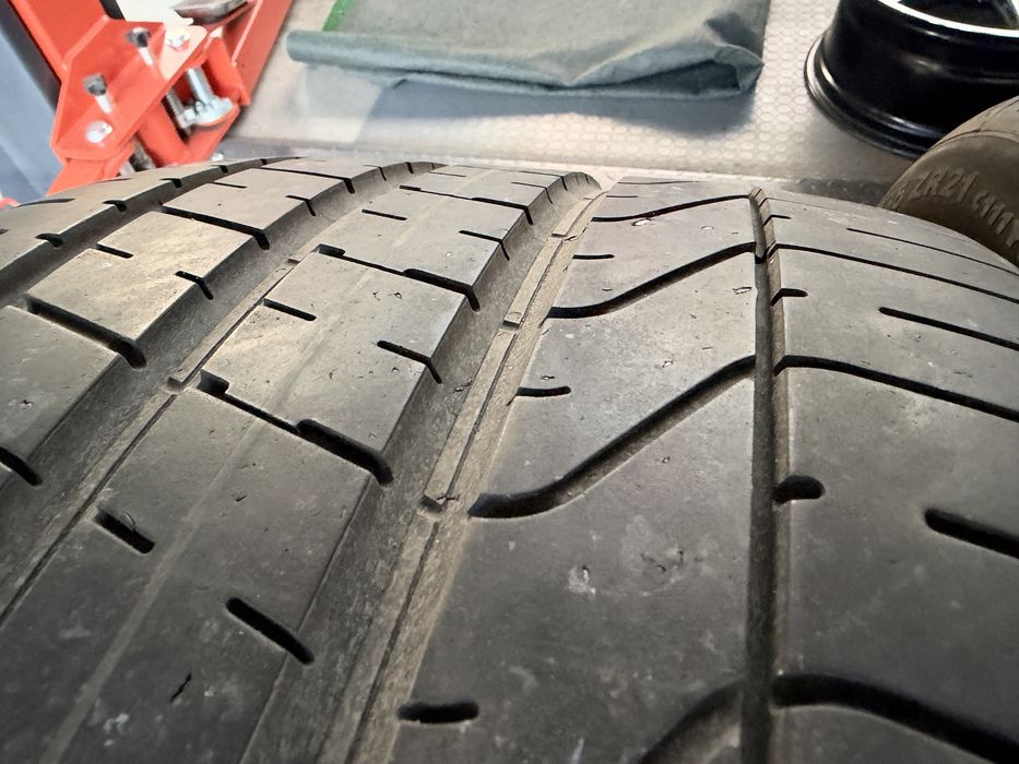 4бр. Летни Спорт-Пакет Гуми С Борд *N0* 285/40ZR/21 и 315/35ZR/21 -PIRELLI- DOT:0423+1923- 6.8мм+6.7мм.