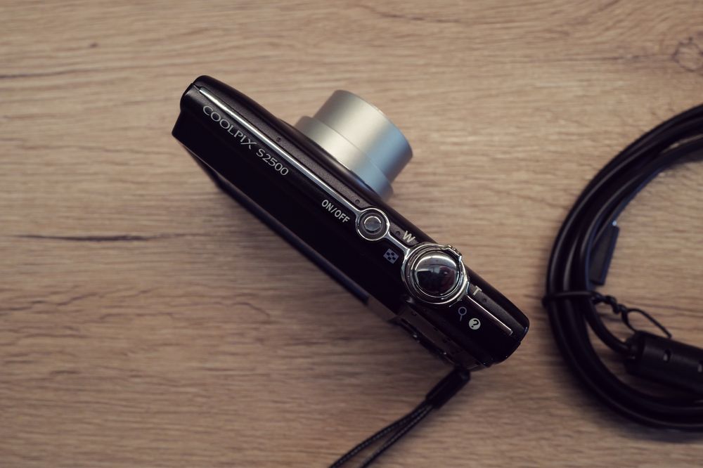 Aparat foto Nikon Coolpix S2500 incarcare USB 12Mp Data Ora ITP