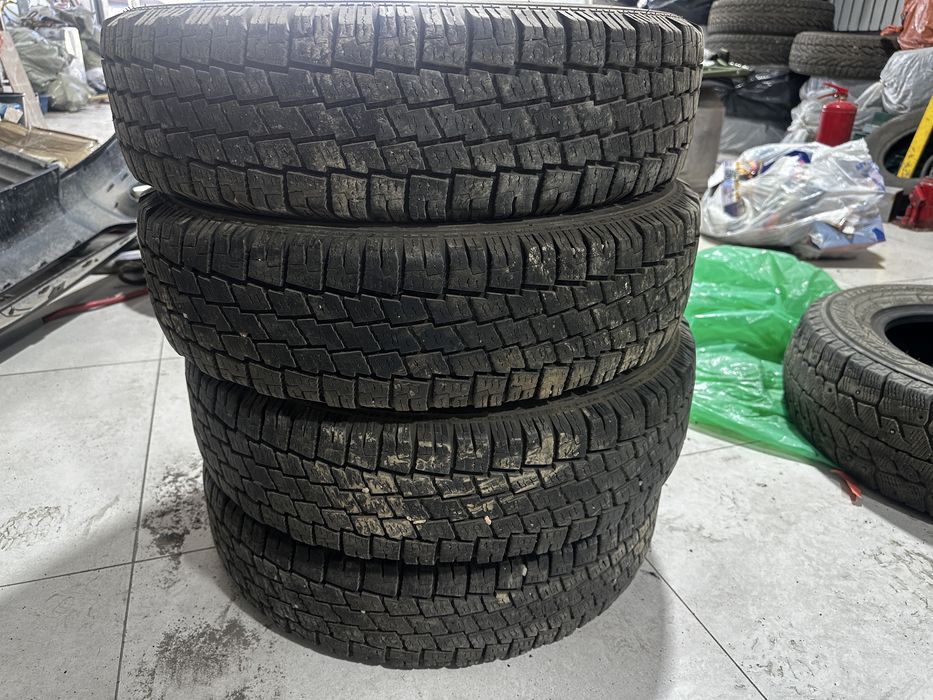 Продам шины липучка 13с