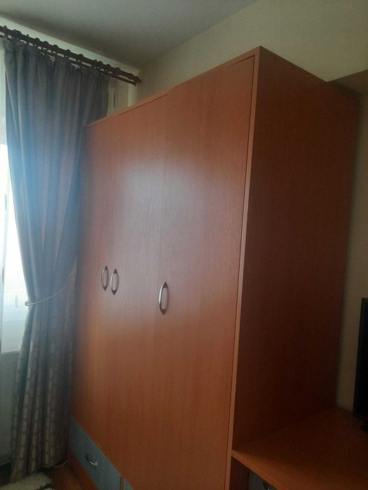 Mobilier dormitor complet-stare foarte buna