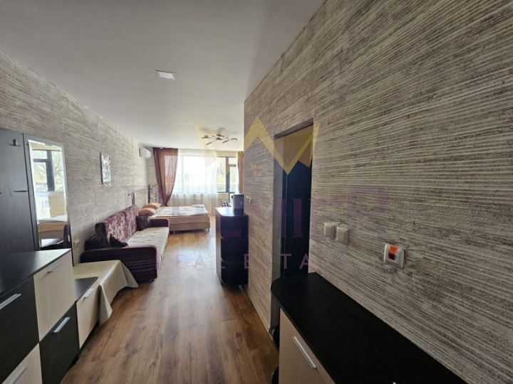 Продава се Едностаен апартамент в к.к. Златни пясъци - 61 кв.м за 1296 €/кв.м - Снимка #11