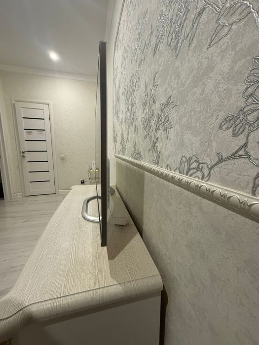 Продам телевизор LG  smart 119 см