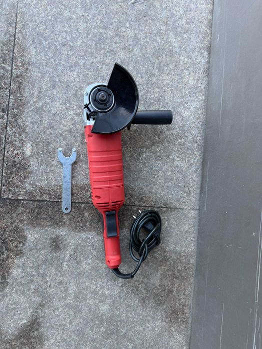 020140 Ъглошлайф 125mm 1150W рег. обороти AG39