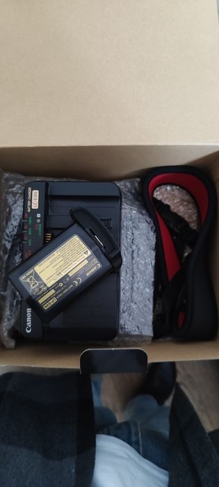 Canon EOS-1D X.         .