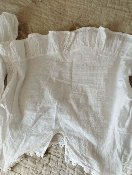 Короткая кофточка белая хлопковая