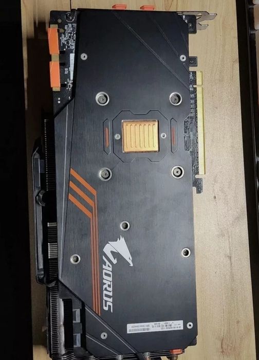 Vând/Schimb GTX 1080TI AORUS 11Gb XGDDR5