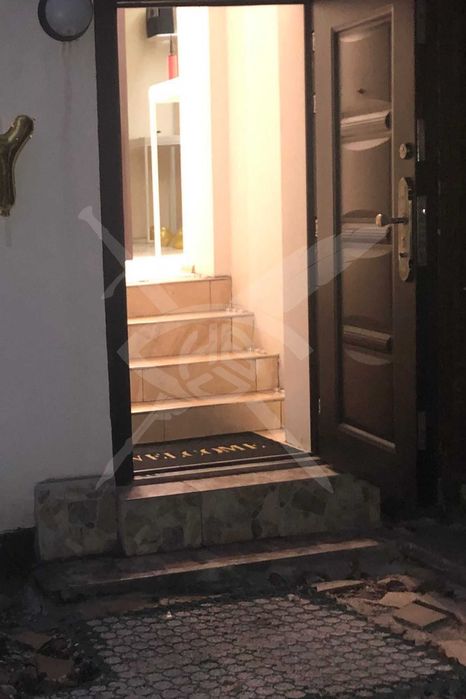 Продава се Тристаен апартамент в София, Център - 90 кв.м за 3100 €/кв.м - Снимка #4