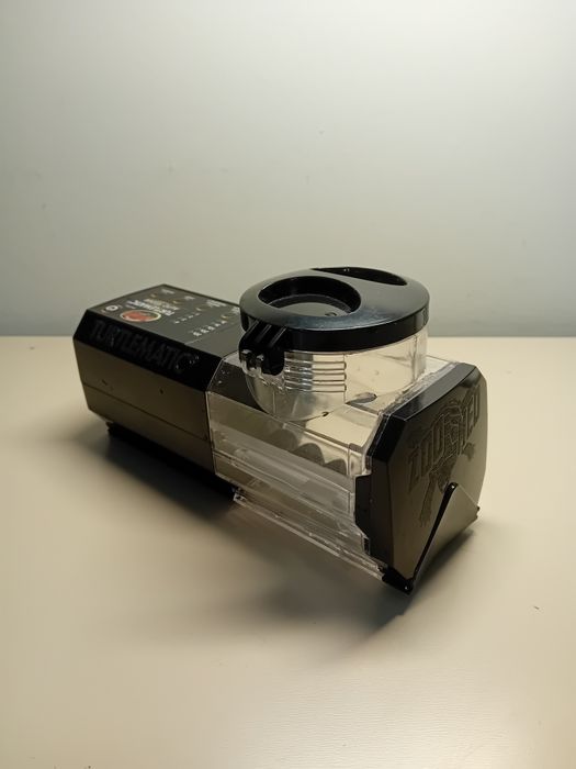 Hranitor testoasa acvatica