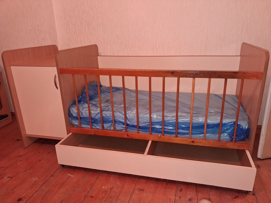 Бебешко креватче с Матрак